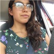 Profesora de física imparte regularización a alumnos de secundaria y bachillerato